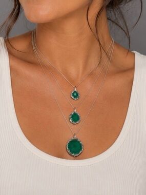 3-Piece Green Agate Slice Pendant Set